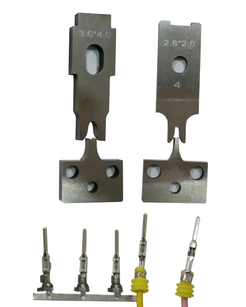 Terminal Crimping Blade, Terminal Crimping Blade And Cutter, Knife Blades And Cutter For Electric Terminal Crimping Lama di crimpatura terminale, lama di crimpatura terminale e taglierina, lame di coltello e taglierina per crimpatura elettrica del terminale