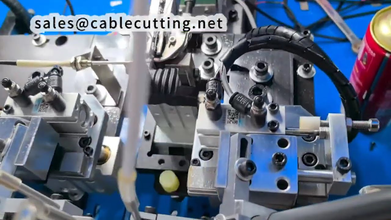 Macchina per saldatura automatica connettori BMW – Precisione e alta velocità