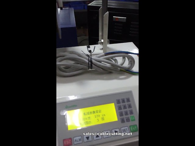 Macchina automatica per legatura tondini e cablaggi – Alta precisione e automazione