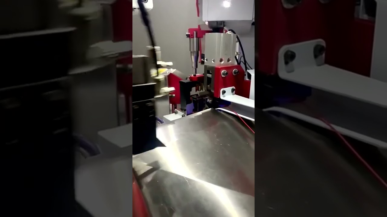 Macchina Automatica per Taglio, Spelatura e Crimpatura di Cavi AWG 18-32 - Due Estremità