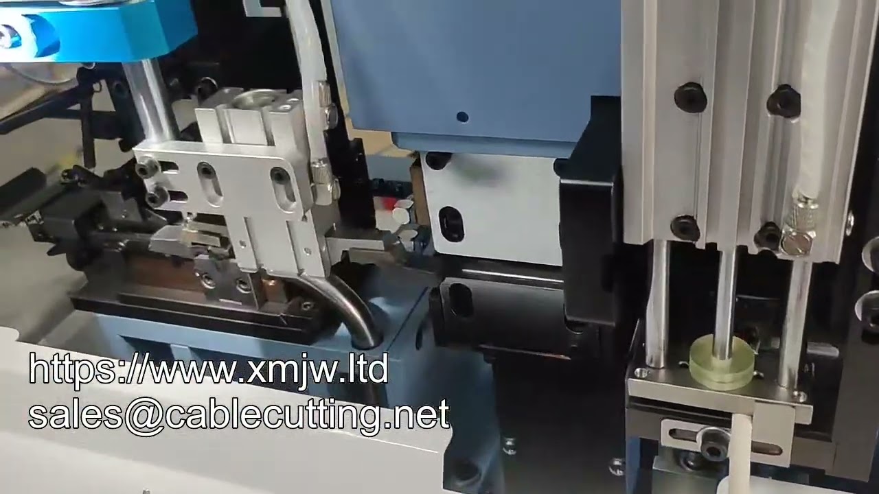 Macchina Automatica Spellacavi e Crimpatrice per Cavi Multipolari – Taglio, Pelatura e Pressatura