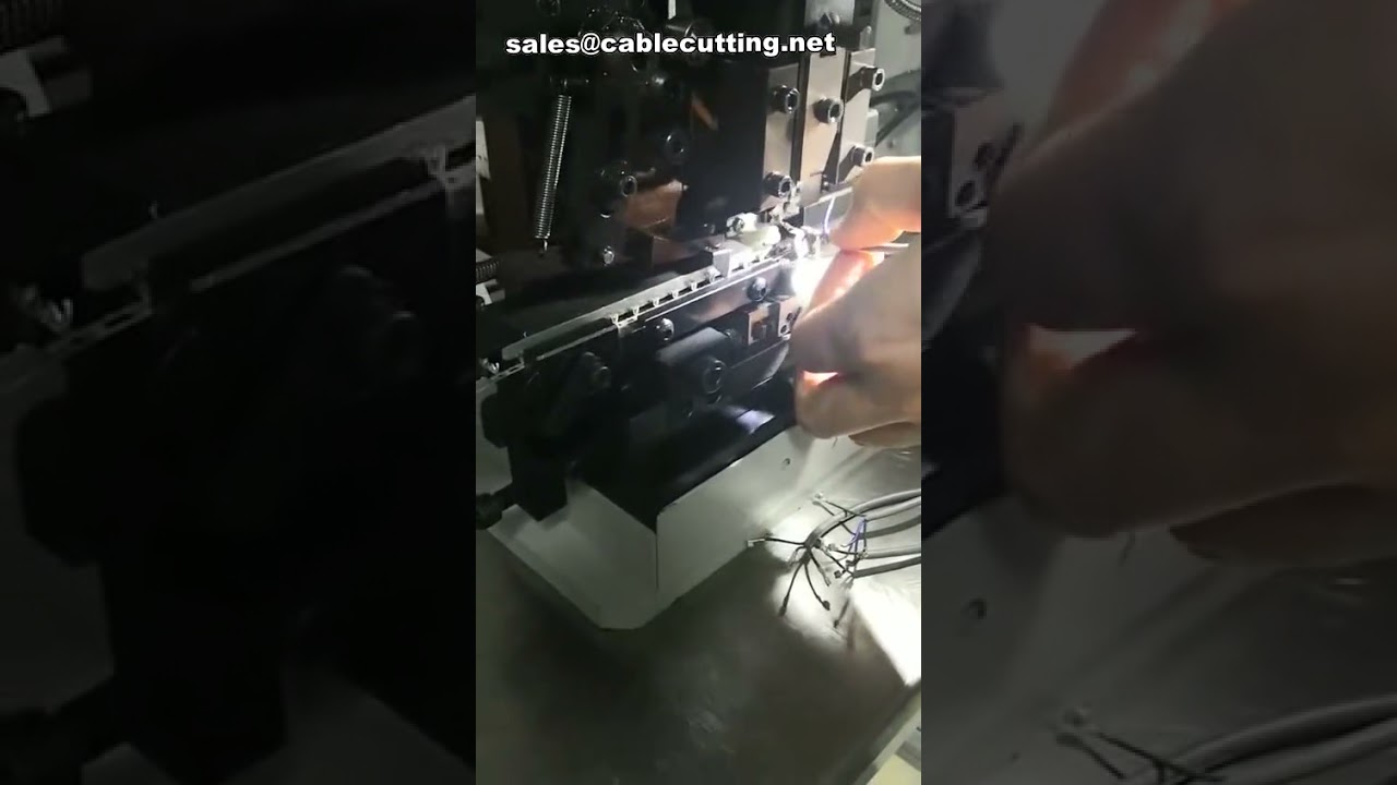 Macchina Crimpatrice e Spellafili Automatica per Terminali - Alta Velocità