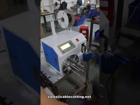 Macchina per fascette metalliche e avvolgitore di precisione per bobine