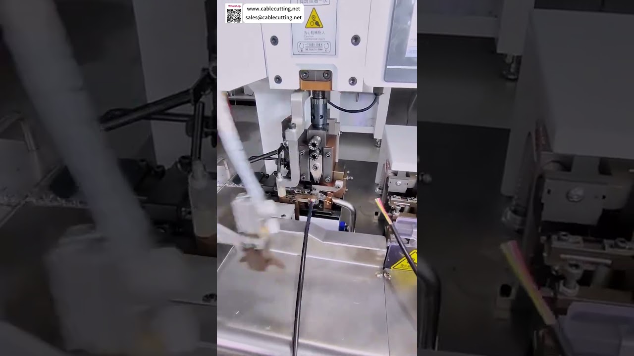 Macchina per la lavorazione di cavi multipolari guainati per veicoli elettrici - Attrezzatura automatica per cablaggi