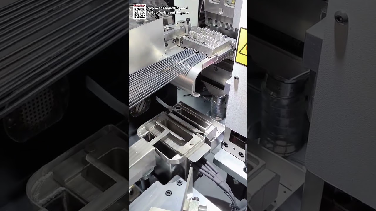 Macchina per crimpatura e inserimento di terminali multi-filo per lavorazione simultanea