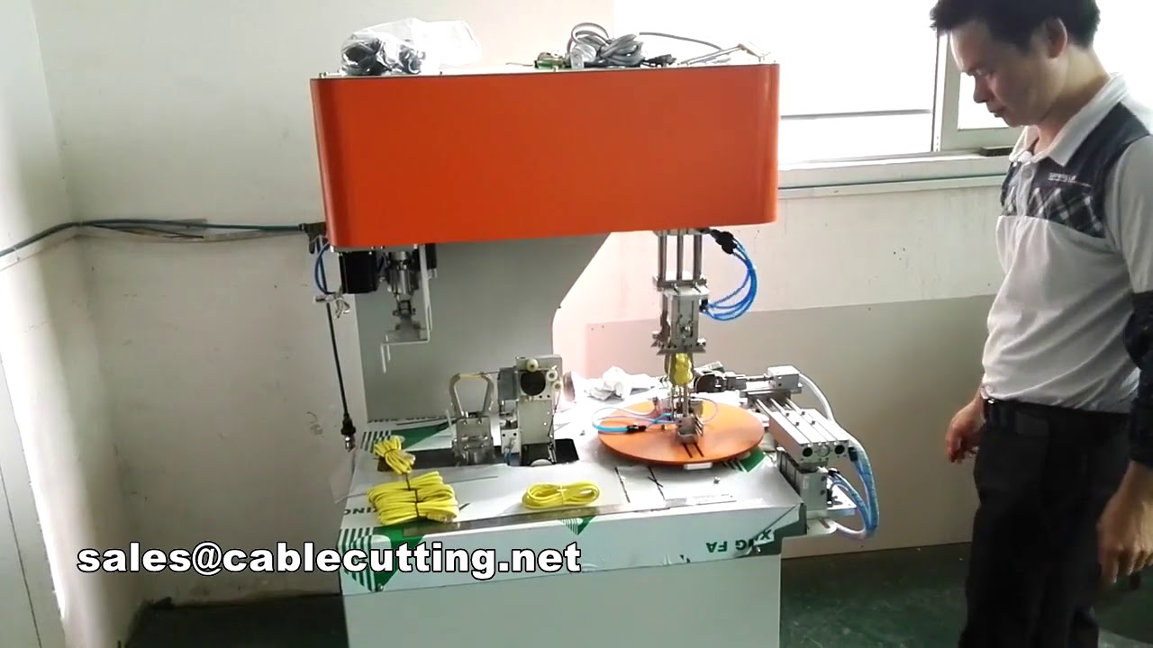 Macchina Automatica per Avvolgimento e Legatura Cavi – Efficiente e Veloce