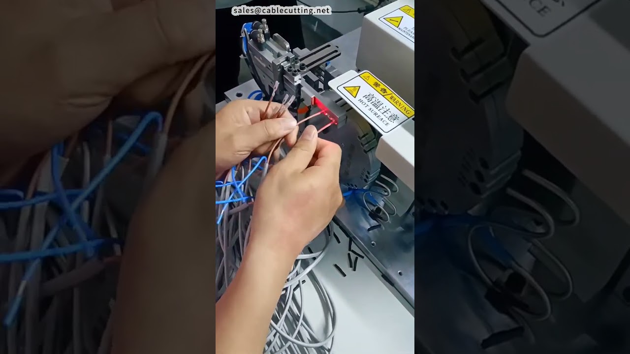 Macchina automatica per inserimento tubi e termoretraibile: 1600 pezzi/ora, sostituisce 3 operai