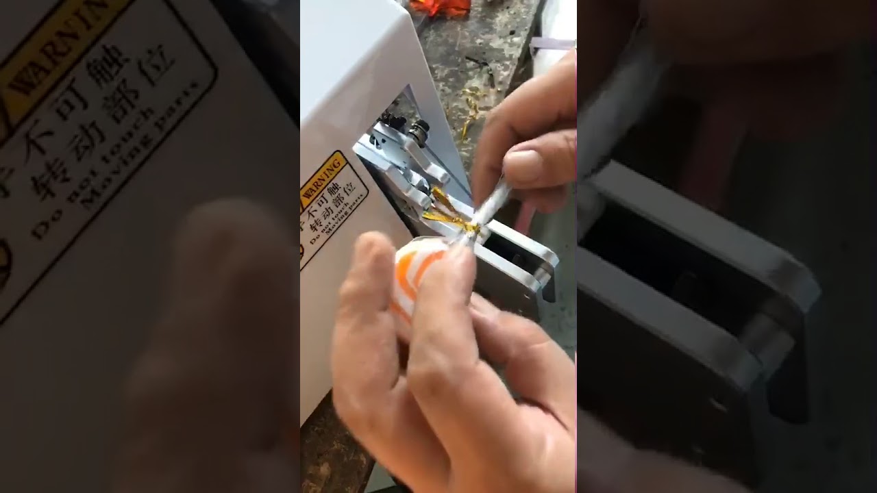 Macchina automatica per legature a filo d'oro per sacchetti di plastica: sigillatura rapida ed efficiente