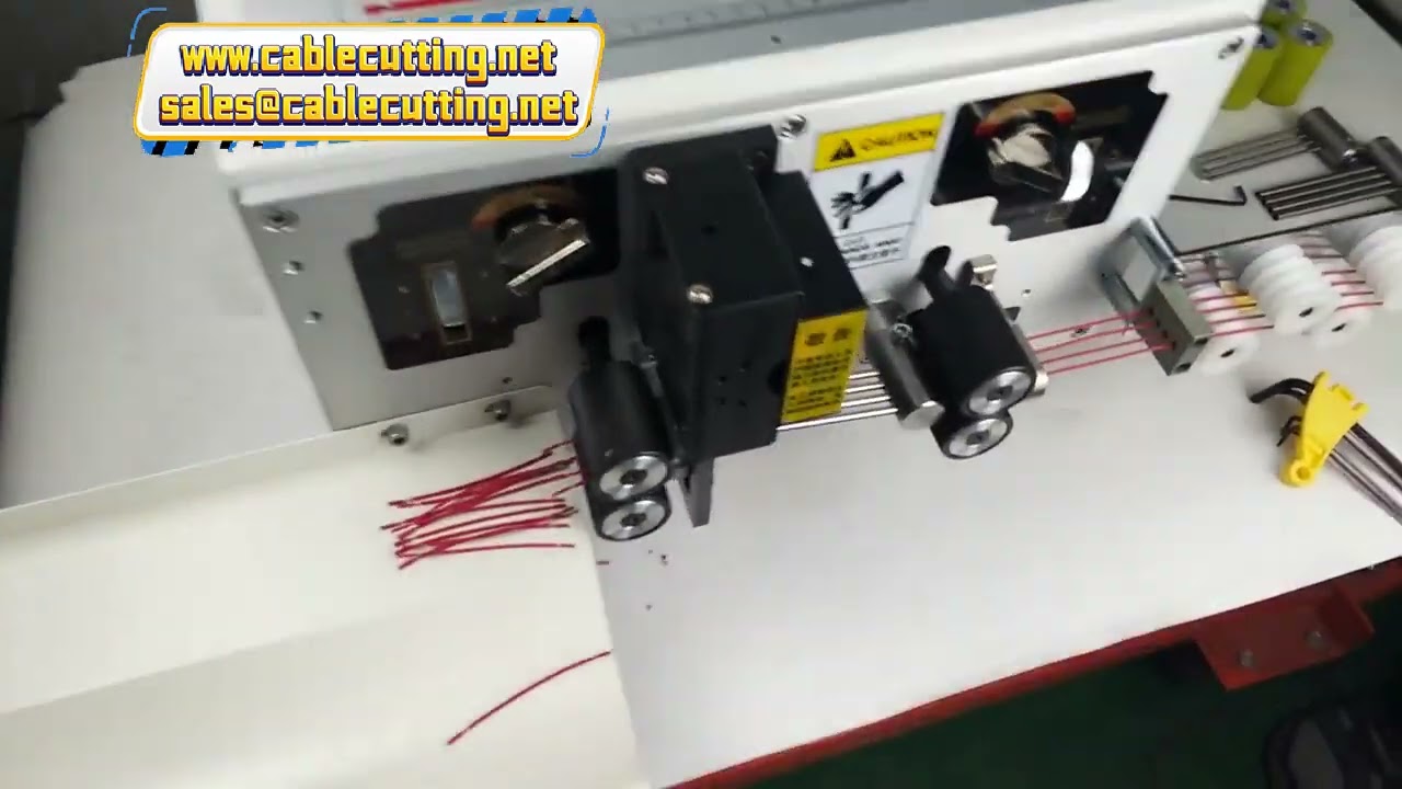 Macchina Taglia e Spelafili Automatica a 4 Fili per Cavi 0,1-2,5 mm² con Lame al Tungsteno