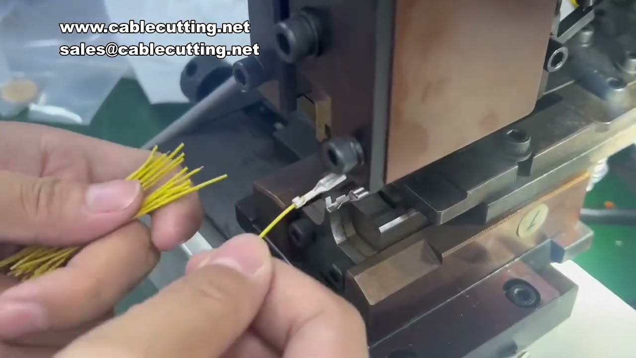Macchina Crimpatrice Semiautomatica 1.5T 110V con Applicatore di Crimpatura
