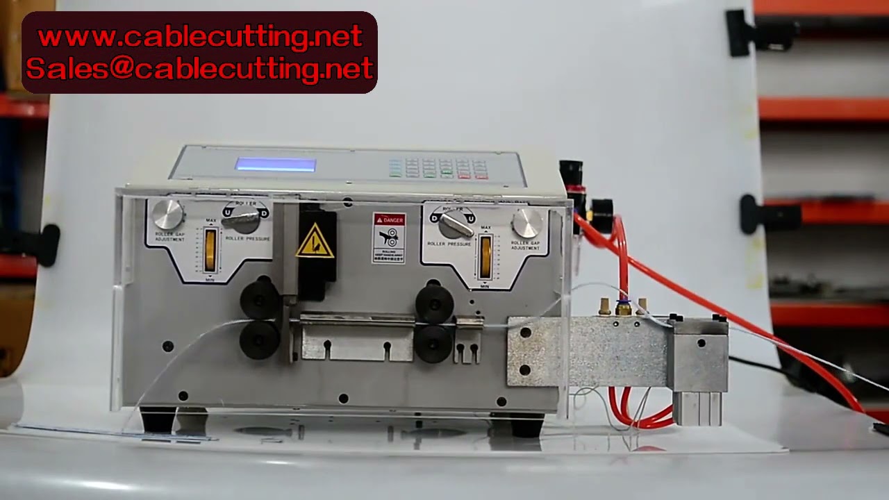 Macchina automatica per spelatura, taglio e piegatura cavi 2-12P con derivazione flessibile – 450W a controllo computerizzato