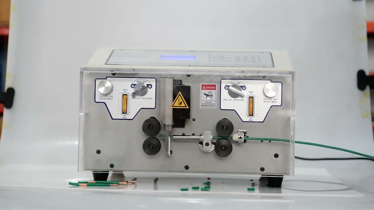 Macchina Automatica per Spellare Cavi con Controllo Touch Screen - SWT508 JE/JES (0.1-8mm²)