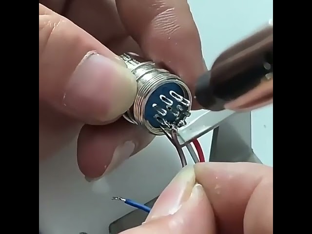 Macchina semiautomatica per saldatura fili e circuiti stampati | Saldatrice PCB per fabbrica #fabbrica #macchina