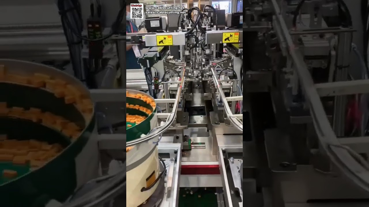 Macchina Intelligente per Crimpatura Terminali Singoli e Doppi e Inserimento in Involucro Plastico