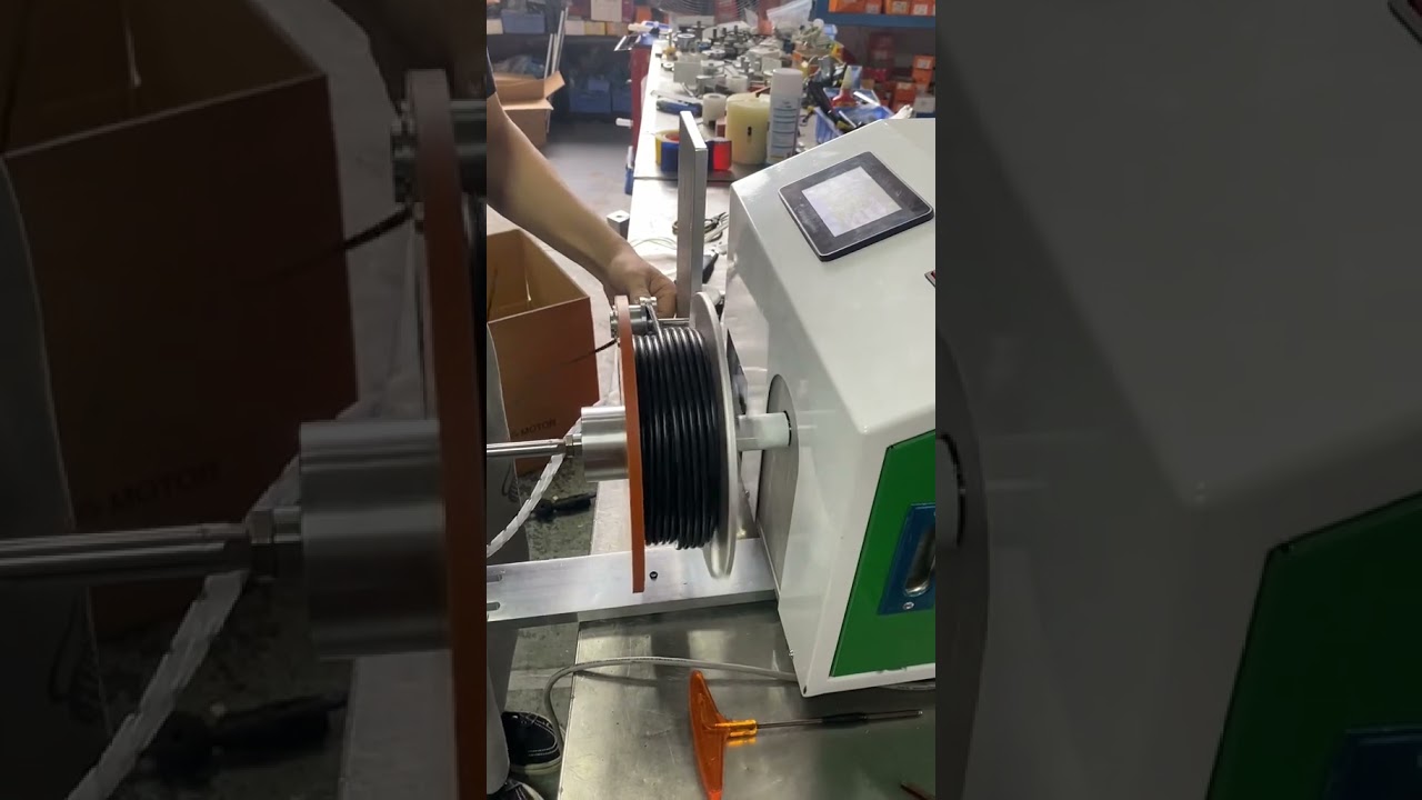 Avvolgitore Automatico con Smistamento per Cavi di Alimentazione e Altri Cablaggi