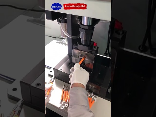 Macchina per la produzione di cavi elettrici - Pressacavi per capicorda in rame
