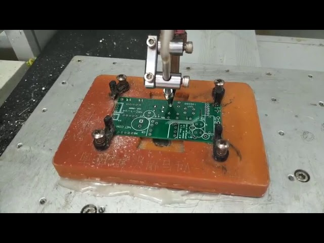 Macchina saldatrice automatica rotativa WPM 805 | Saldatura ad alta velocità