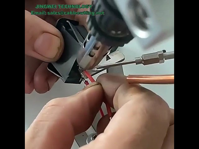 Macchina semi-automatica per saldatura di fili e circuiti stampati - Attrezzatura per saldatura elettronica