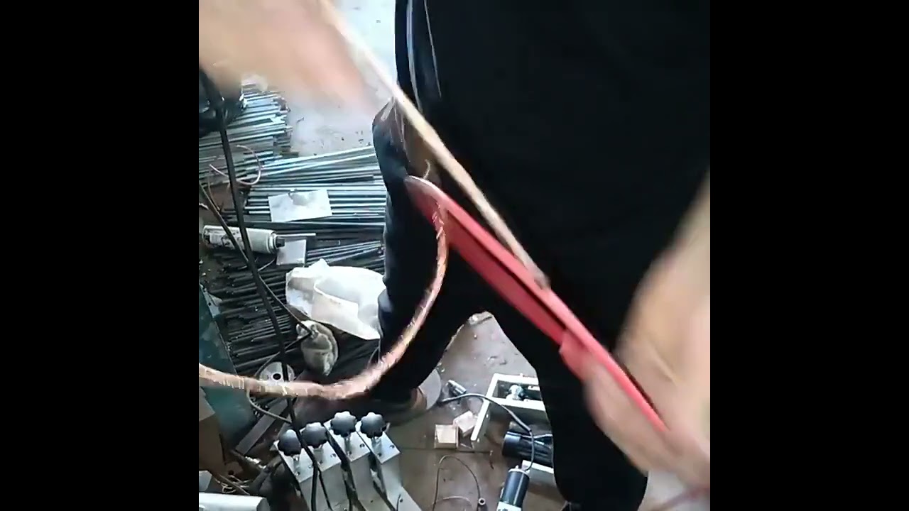 Spelacavi Professionale per Rame di Scarto – Attrezzatura Industriale