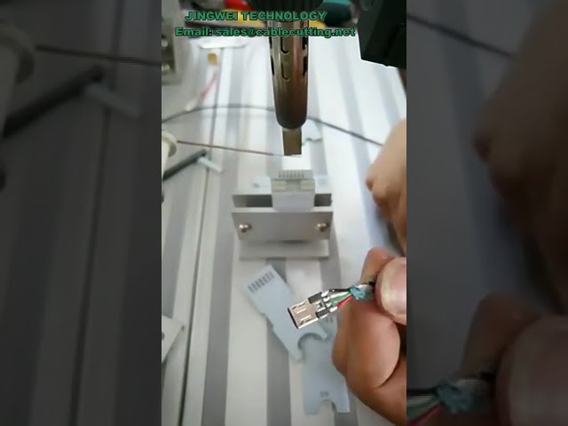 Saldatrice Automatica di Precisione per Cavi Type-C e USB-A | Macchina per Saldatura DIY