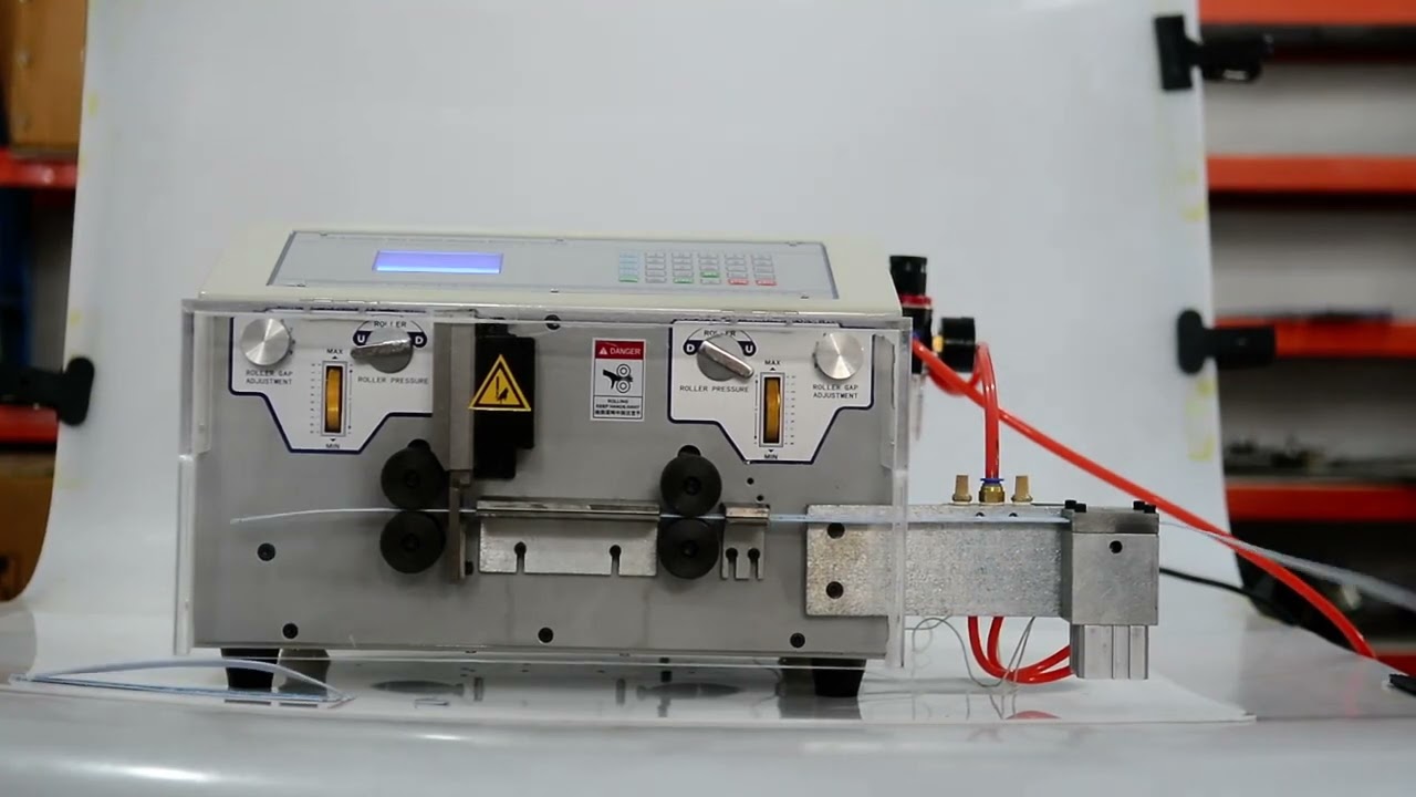Automatic Computer Wire Stripping Peeling Cutting Machine SWT508 PX2 Compatible with Flex Flat Mould
