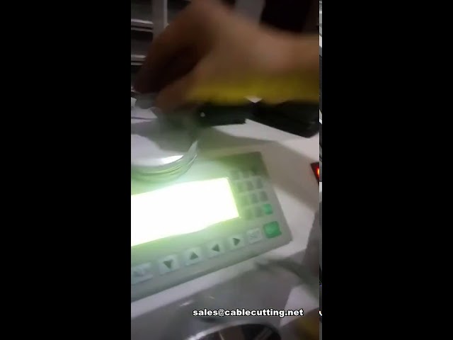 Avvolgitrice automatica per bobine d'acciaio e legatrice per cavi industriali