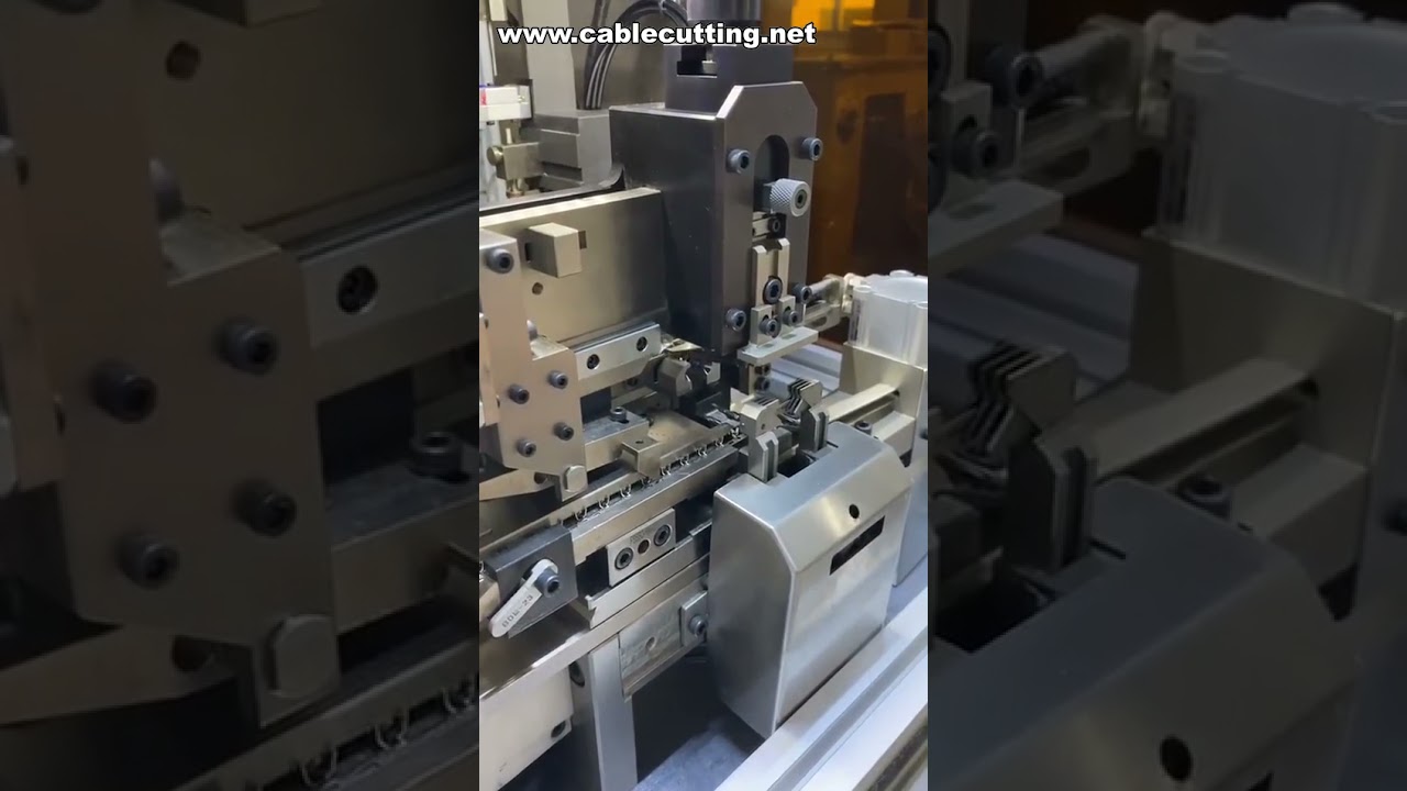 Macchina semiautomatica per spellatura fili, inserimento guarnizioni e crimpatura | Attrezzatura industriale